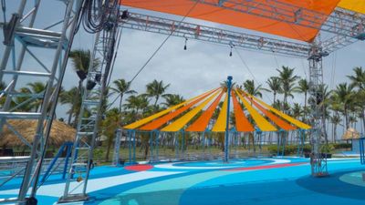The Creactive Playscape features a double trapeze. // © 2015 Club Med 2
