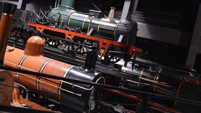 Trains // © 2015 Melissa Karlin 2