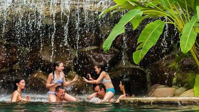 With all the hot springs in the area, guests won’t miss the beach. // © 2016 Kalambu Hot Springs Water Park 2