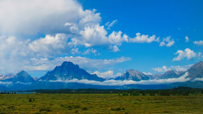Riders will experience many different kinds of terrain on the Grand Teton and Island Park family trip. // © 2016 Michael Mundt 2