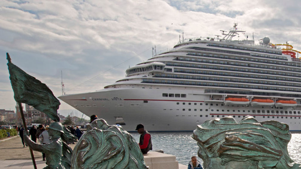 The 3,954-passenger Carnival Vista is the newest member of Carnival’s fleet. // © 2016 Carnival Cruise Line 2