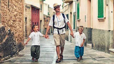 Thanksgiving is a great time to take a trip to Europe. // © 2016 iStock 3