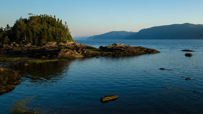 Fly in a seaplane over Saguenay Fjord. // © 2017 Getty Images