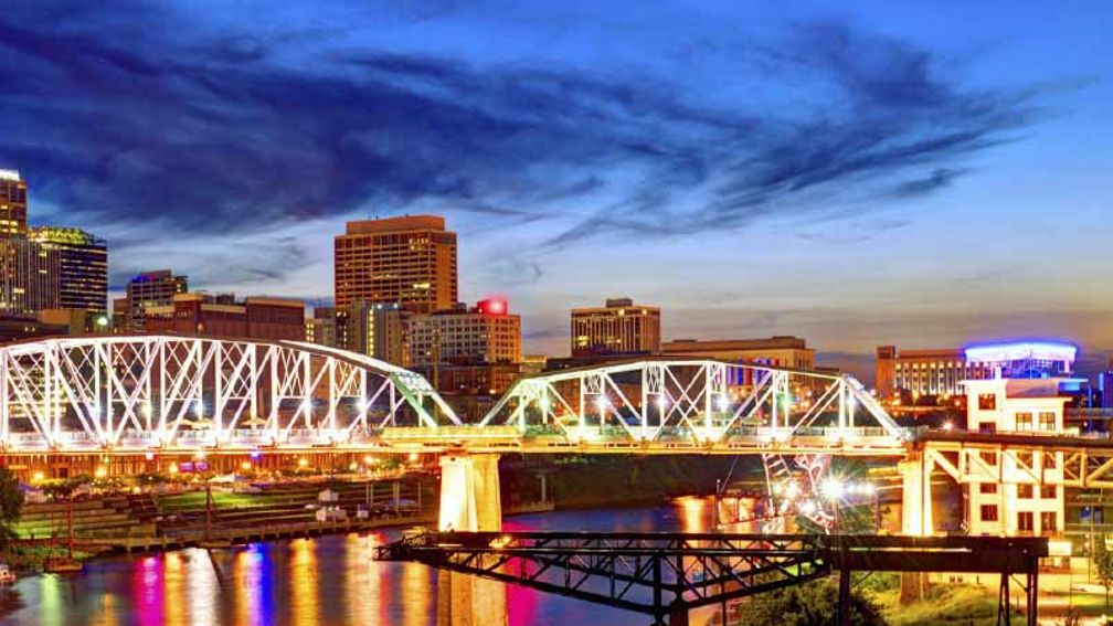 Nashville is a dynamic urban destination complemented by Southern hospitality. // © 2014 Thinkstock/ SeanPavonePhoto 2