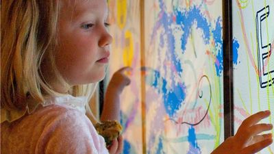 Engage with art at Crocker Art Museum // © 2013 Greg Flagg Sacramento Convention & Visitors Bureau 3