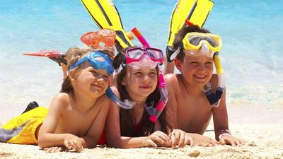 Agents should identify what each family member wants to do on vacation. // © 2013 Thinkstock 3