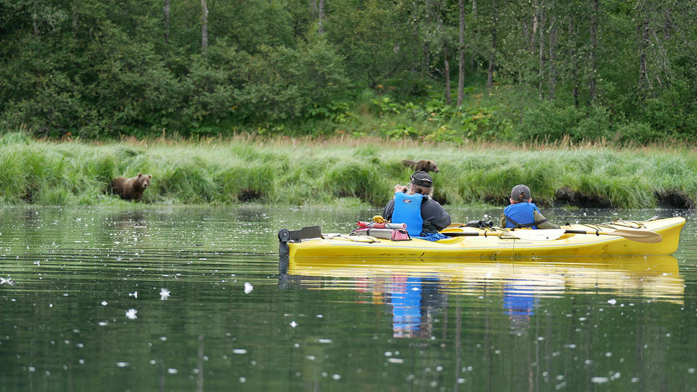Family Vacation Journal: An Uncharted Family Adventure in Alaska
