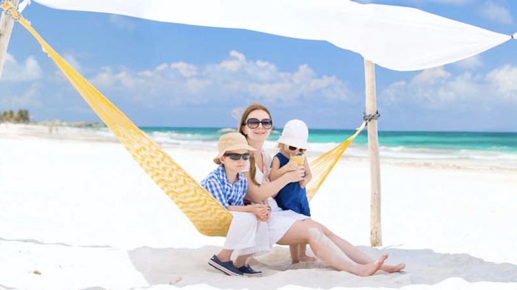 FamilyTravelSumittOverview_FEATURE