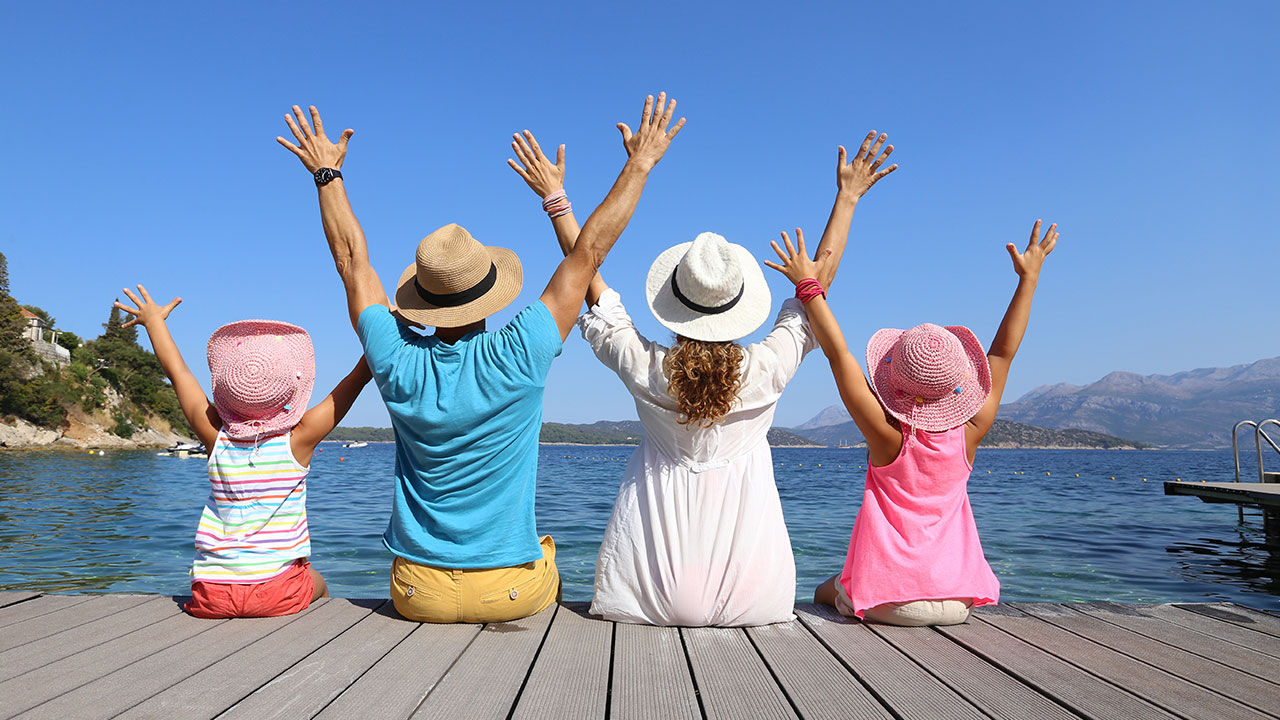 During TravelAge West’s Virtual Family Travel Expo, industry suppliers, associations and destinations will share family travel trends for 2021.