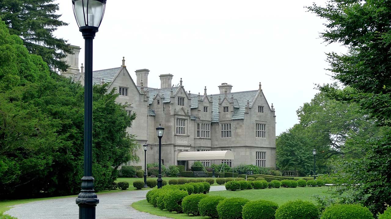 Newport, R.I., charms visitors with its beautiful architecture and entertaining yet educational offerings.