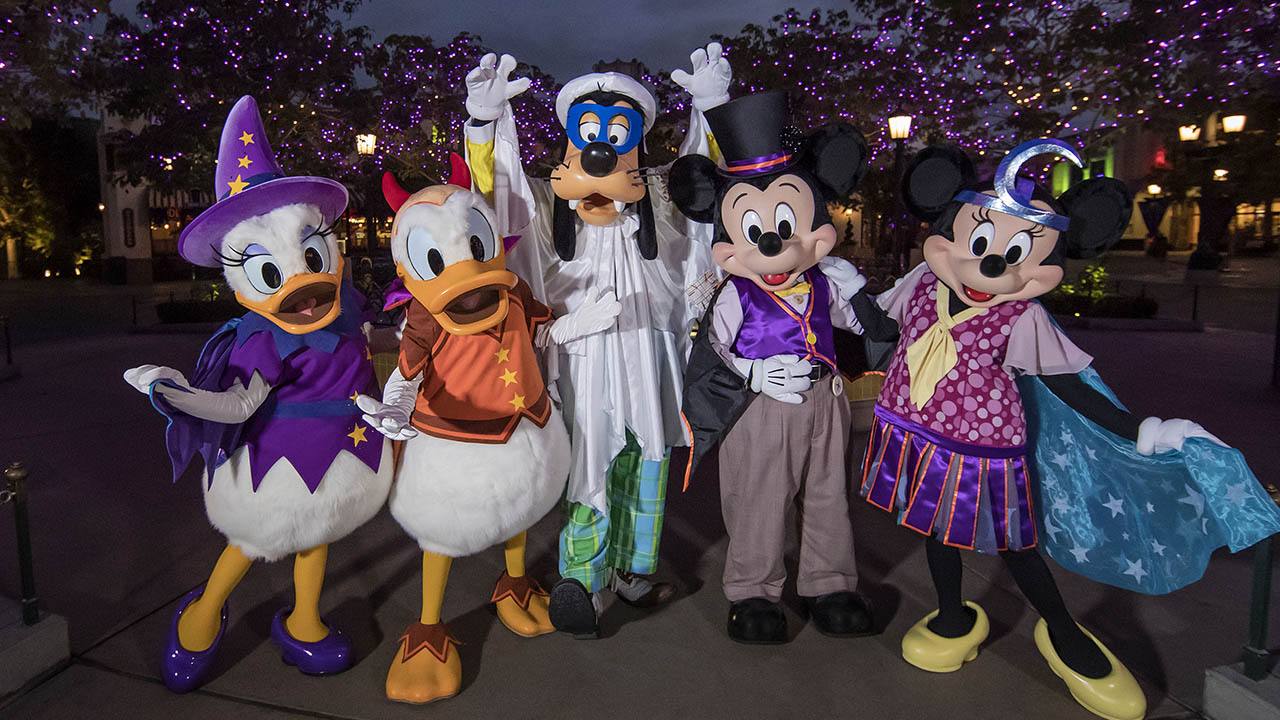 How to Celebrate Halloween 2018 at Your Favorite Theme Parks