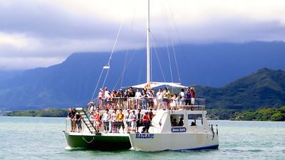 At nearby Kualoa Ranch, students and their families might go on an ATV, zipline or catamaran tour. // © 2015 Samantha Davis-Friedman