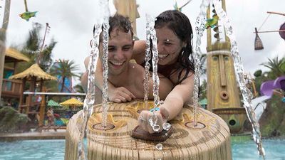 Guests can activate interactive surprises with the waterproof TapuTapu wearable. // © 2017 Universal Orlando Resort
