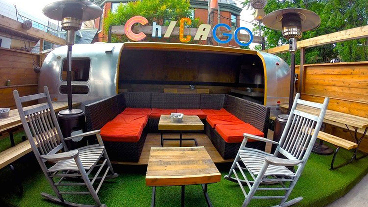 Homeslice in Chicago serves more than 30 types of pizzas.