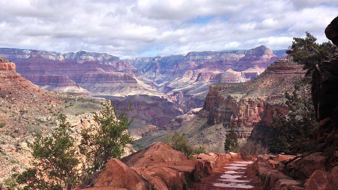 The 12-mile Bright Angel Trail descends 4,380 feet to the Colorado River.