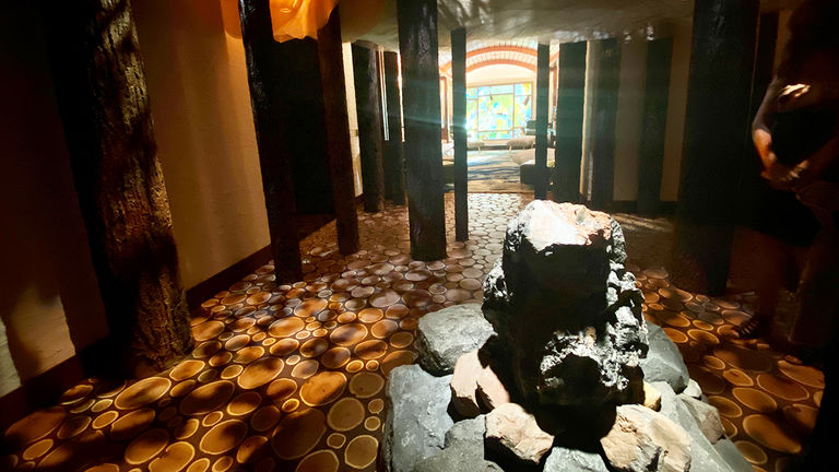 Clients will discover the authentic Tenaya Stone in the spa's circular Brush Arbor.