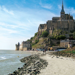 Cycle the Northwest Coast of France