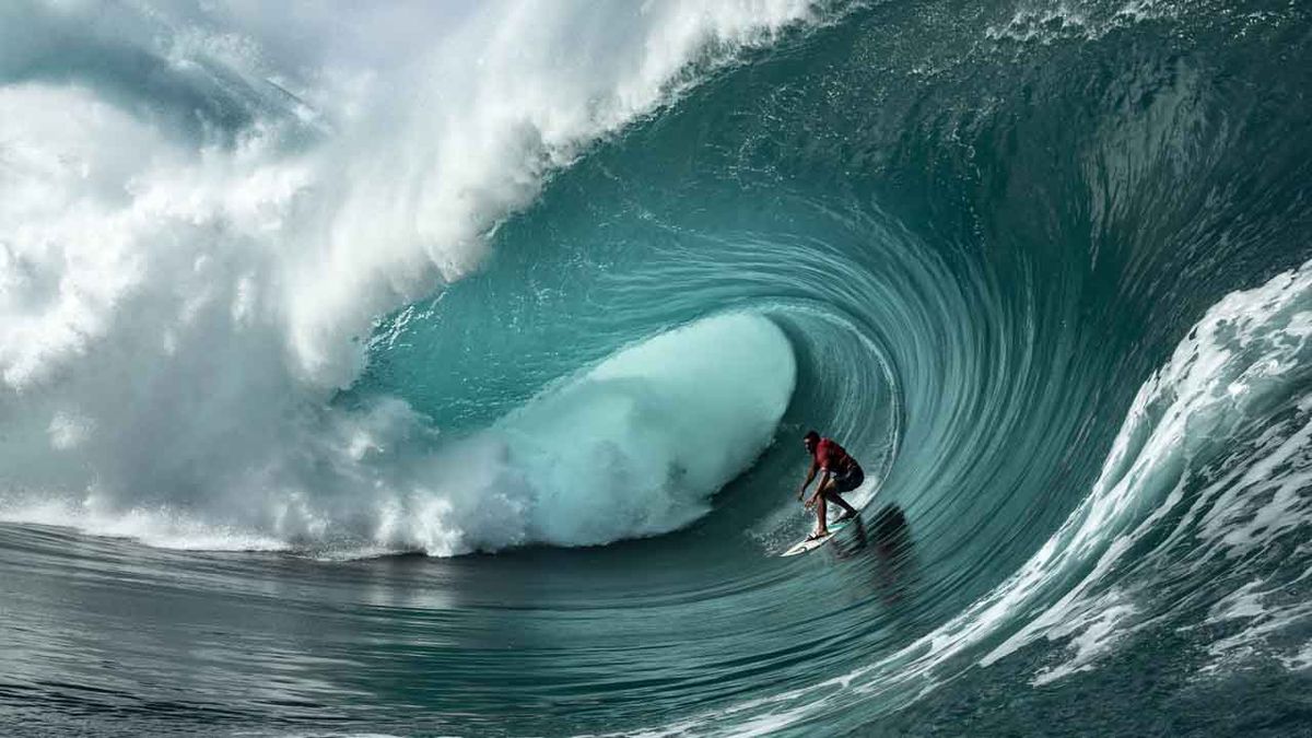 Visiting Teahupoo, Tahiti's World-Famous Surf Break