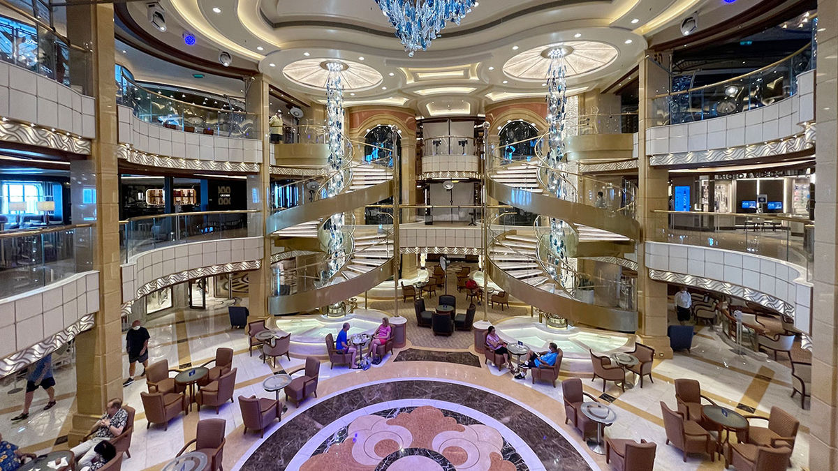A Guide to Princess Cruises' Royal Class Ships | TravelAge West