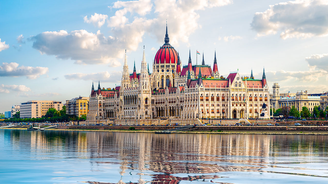 A Guide To Luxury Travel In Budapest Travelage West