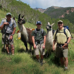 Paragon Guides’ half-day “Llama to Lunch” tour is great for families. // © 2014 Paragon Guides