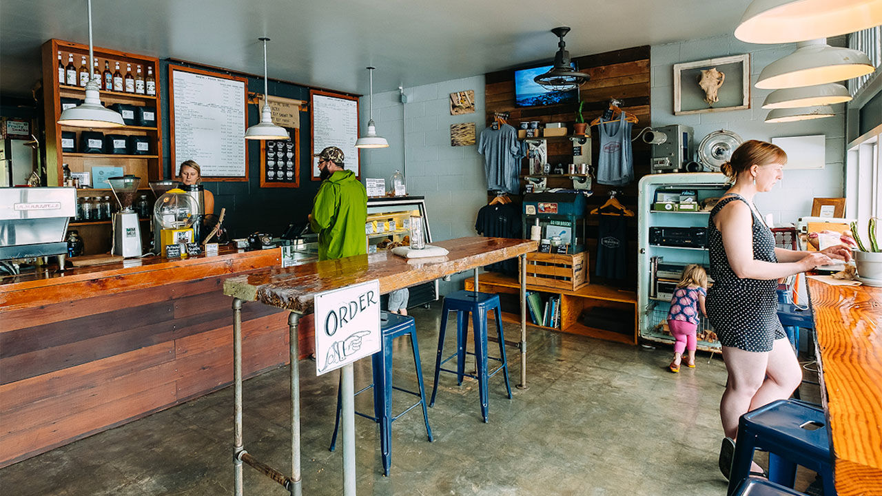 5 Reasons to Visit Waialua on Oahu's North Shore TravelAge West