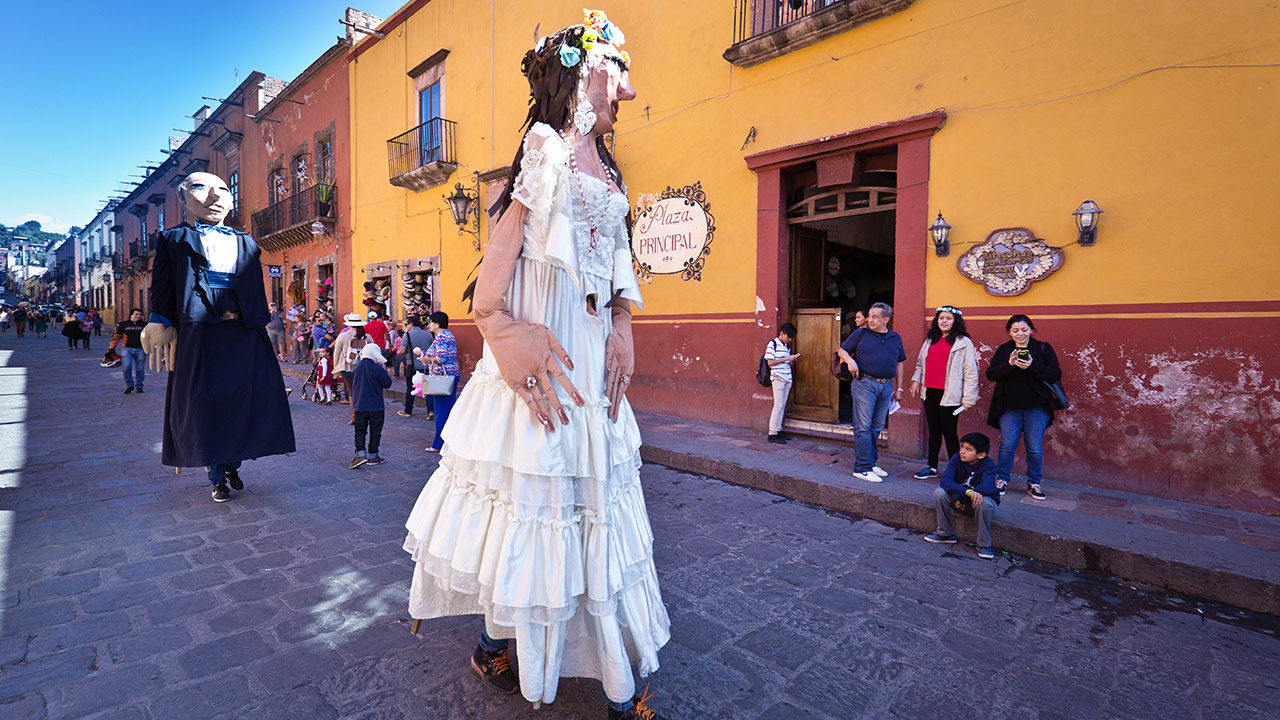 A Guide To Festivals In San Miguel De Allende TravelAge West   TAW 190218 MX HERO Largerthanlife GettyImages 700237538 