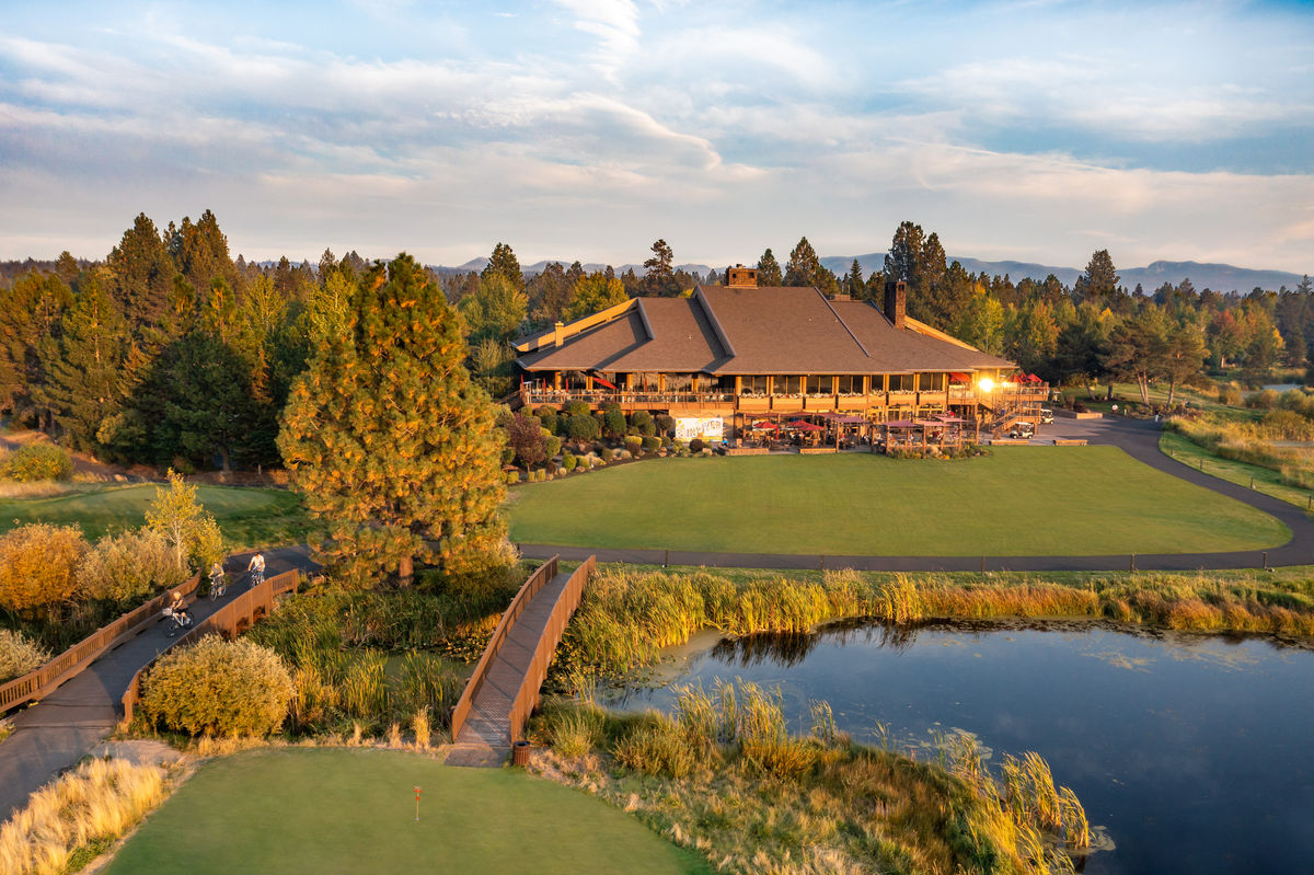 Sunriver%20Lodge%20Edits-1.jpg?tr=w-1200