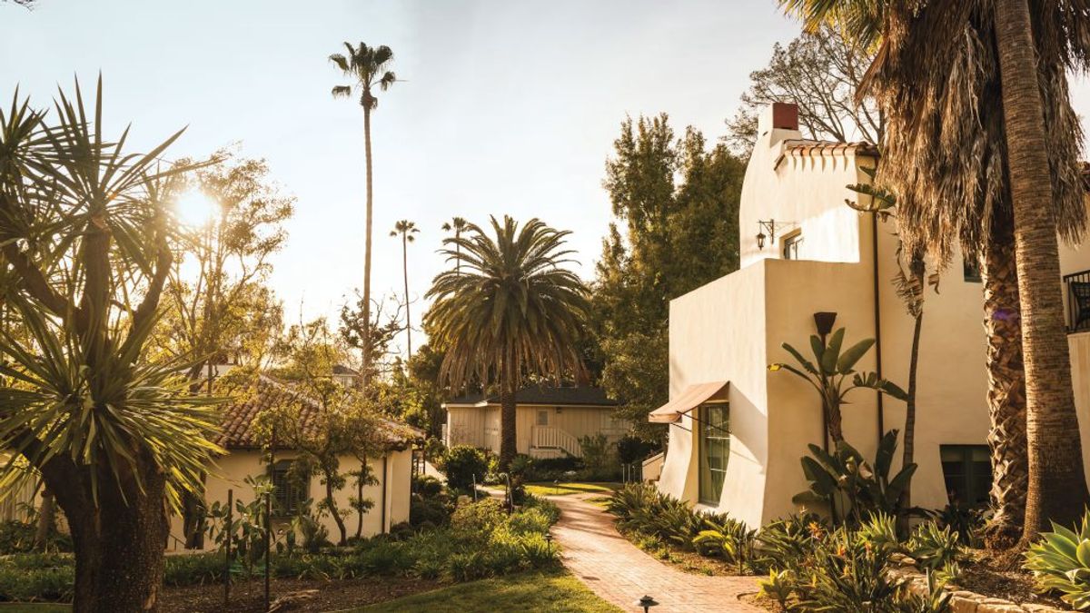 Travel Advisor and Tinder Co-Founder Acquire Historic El Encanto Hotel for .2 Million
