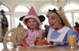 Breakfast with Alice in Wonderland // (c) 2009