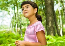 Hiking is a great way for families to get to know the local flora and fauna. // © 2010 Eva Serrabassa