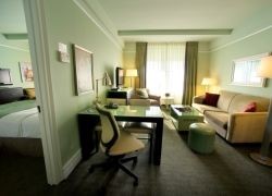 A one-bedroom suite at the Hotel Beacon. (c) Hotel Beacon