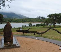 Shiluvari Lakeside Lodge puts the work of local artists on display throughout its property. // © 2012 Skye Mayring