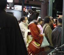 A geisha spotting in Gion // © 2010 Deanna Ting_square A geisha spotting in Gion // © 2010 Deanna Ting_square
