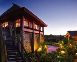 Bebe Spa, Outrigger on the Lagoon // (c) Outrigger