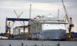 Royal Caribbean Oasis of the Seas // (c) 2009