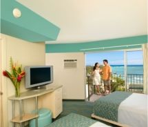 Renovated room, Aston Waikiki Circle // © 2010 Aston Hotels & Resorts