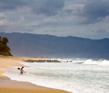 Oahu's North Shore // © 2012 HTA/Tor Johnson