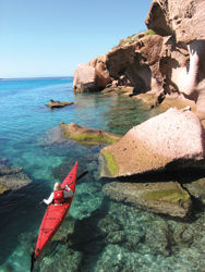 A kayaker in Baja // (c) Mexico Tourism Board