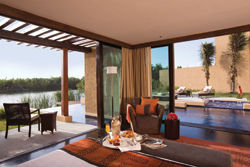 A guestroom at Banyan Tree Mayakoba // (c) Banyan Tree Hotels and Resorts