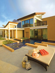 Spacious villas over private pools. // (c) Banyan Tree Hotels & Resorts