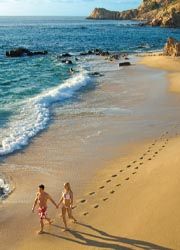 Romance packages abound in Los Cabos.// © 2010 Los Cabos Convention & Visitors Bureau