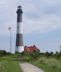 Lighthouse at Fire Island // (c) discoverlongisland.com