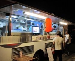 Fave Five Food Trucks: Fishlips // (c) 2009