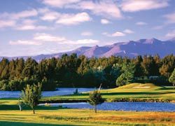 Eagle Crest Resort boasts three 18-hole golf courses and a putting course. // (C) 2010 Eagle Crest Resort
