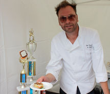 Festival-goers sampled L.A.’s best culinary treats, like award-winning grilled cheese by the Foundry on Melrose. // © 2011 Mindy Poder Festival-goers sampled L.A.’s best culinary treats, like award-winning grilled cheese by the Foundry on Melrose. // © 2011 Mindy Poder