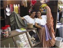 EXPOTUR Exhibit // (c) Patricial Alisau