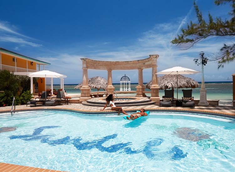 Swim up Suites at Sandals Royal Caribbean Jamaica. *** *** **** or visit  www.scullyusa2.com to tak… | Caribbean destinations, Caribbean luxury,  Caribbean vacations