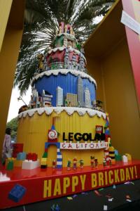 World's largest Lego brick cake // (c) 2009