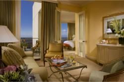 The Island Hotel Reopens // (c) 2009